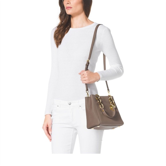 Michael Kors Cynthia Small N / S Leather Satchel $298 Peanut #037 NWT - Picture 2 of 8